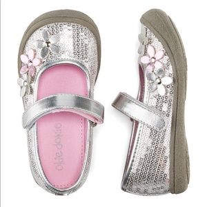 Silver & pink flats✨